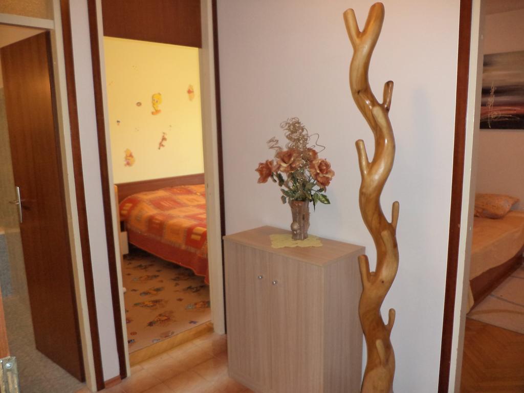Cool Apartment Split Szoba fotó